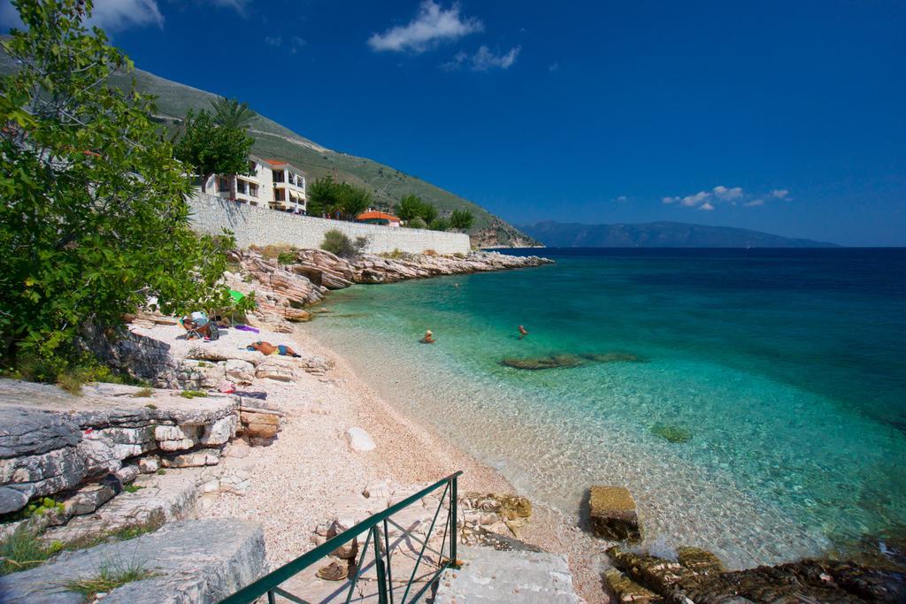 Ritsa House Villa Agia Efimia Exterior photo